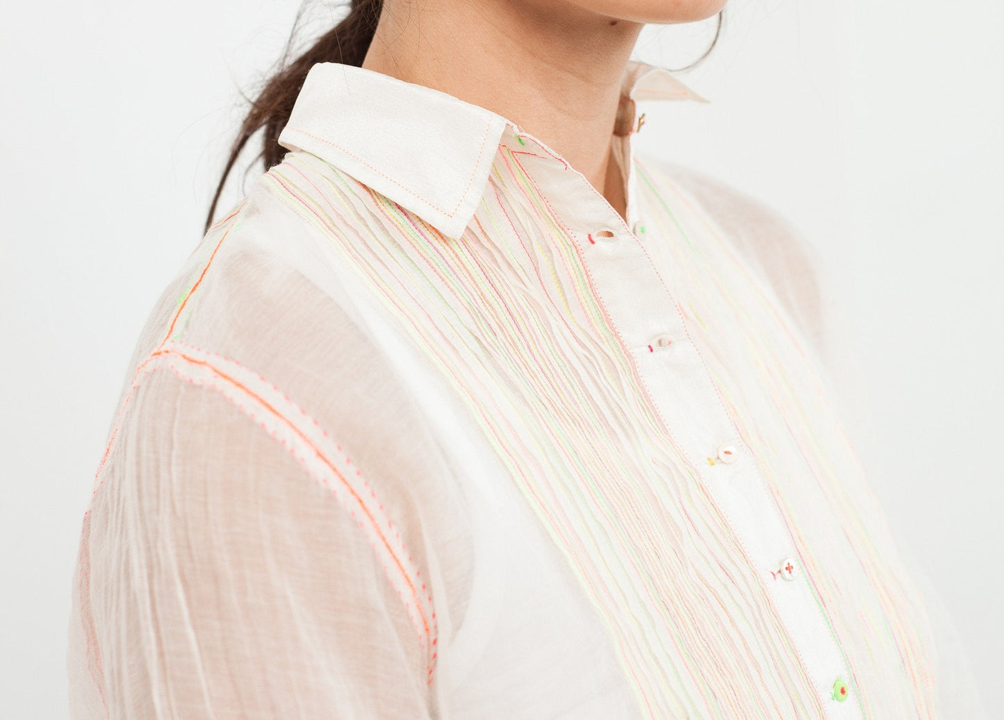 Transparente Regenbogenbluse in Weiß (!)