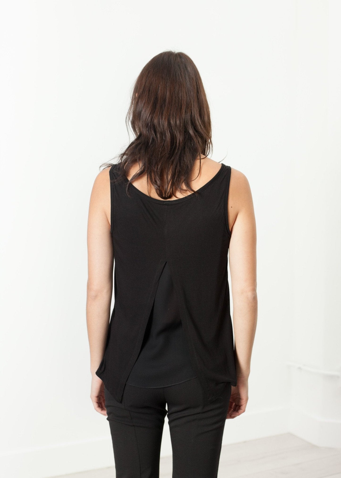 Brandy Tank in Schwarz
