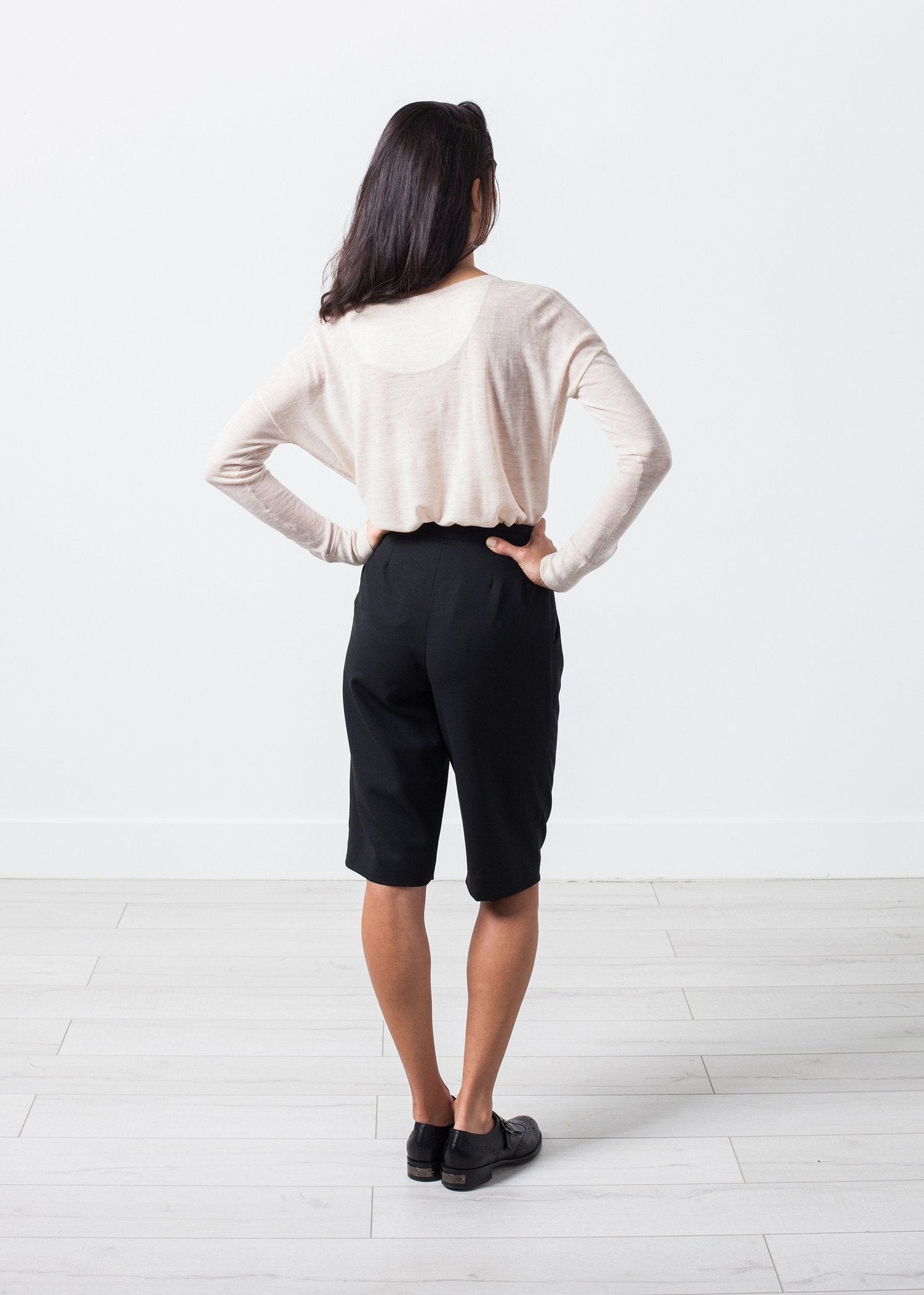 Gewebte Shorts in Schwarz