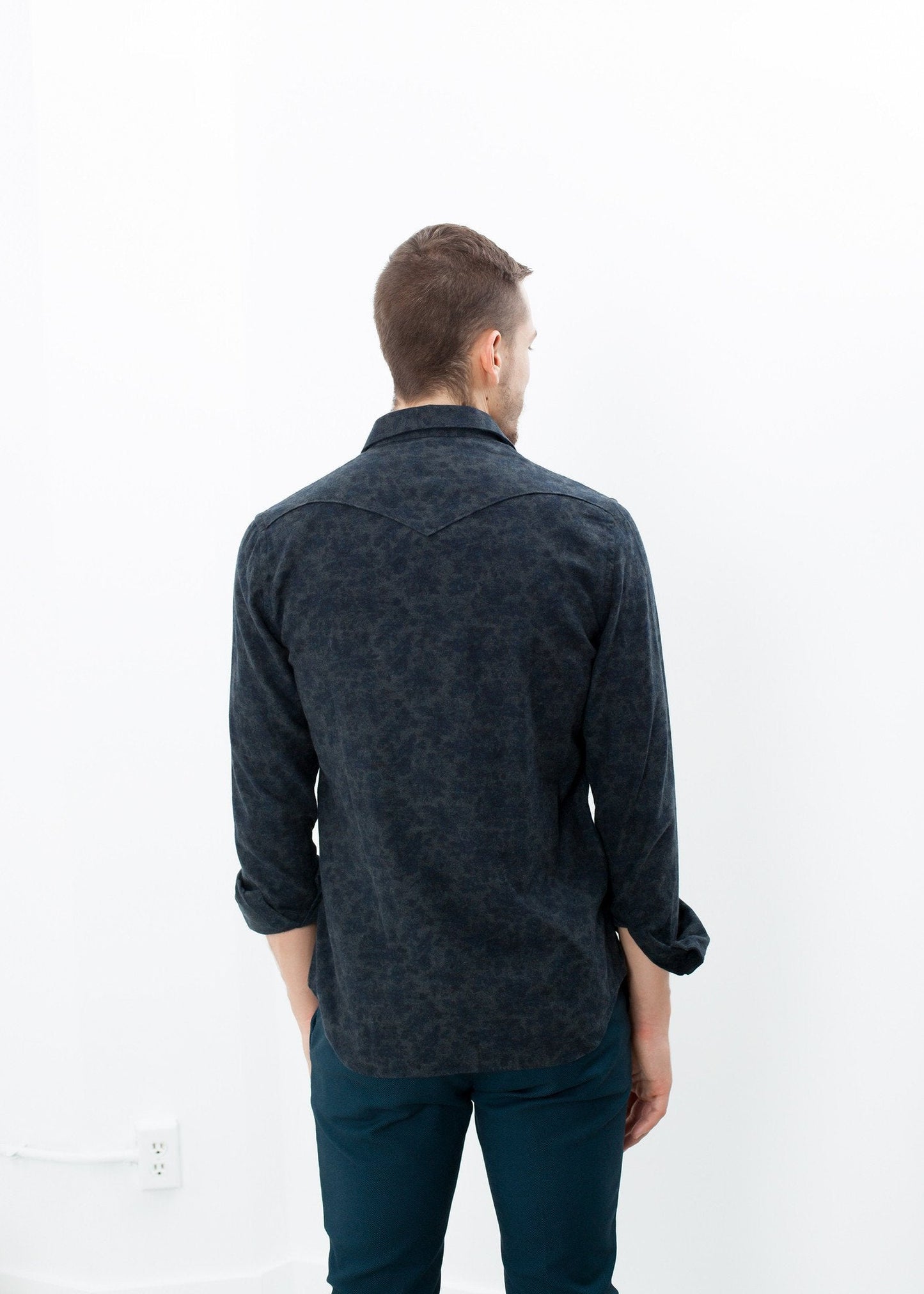 Western Arkansas Button-Up in Dark Hash Floral 