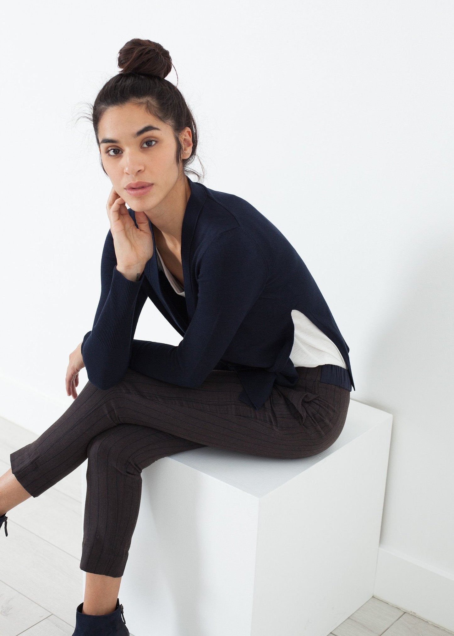 Cardigan carré en bleu marine