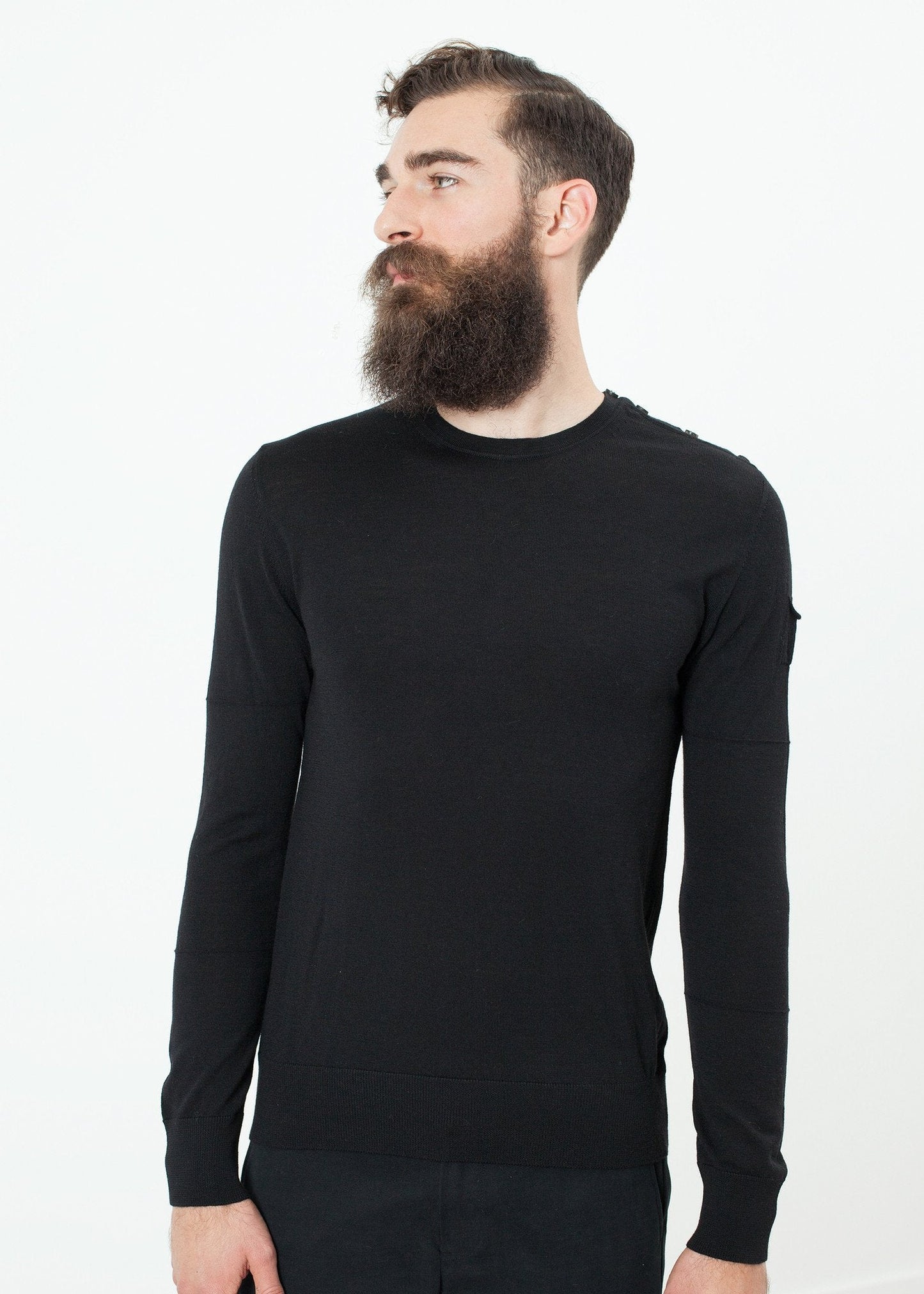 Pullover mit Knopfleiste in Schwarz