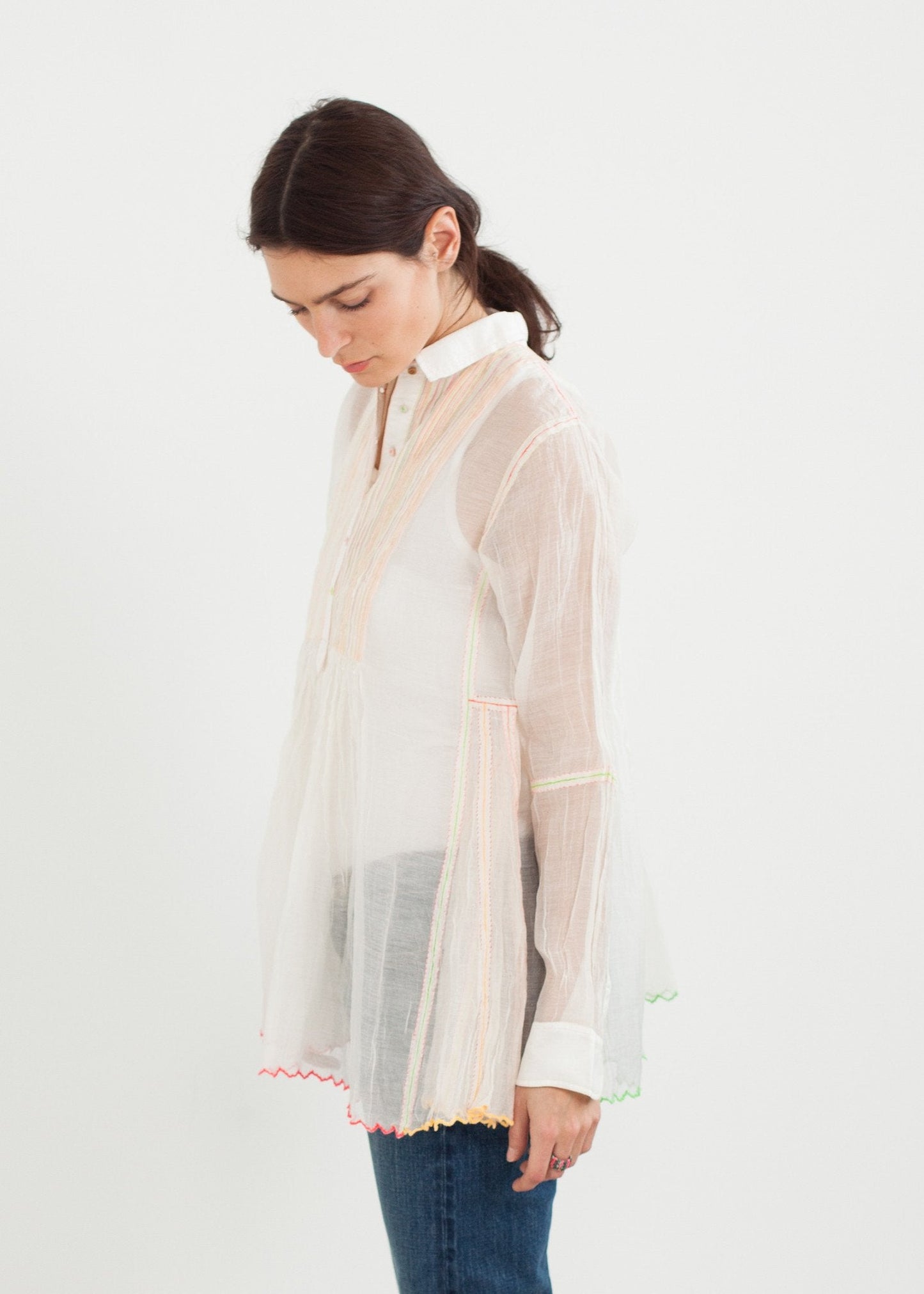 Transparente Regenbogenbluse in Weiß (!)