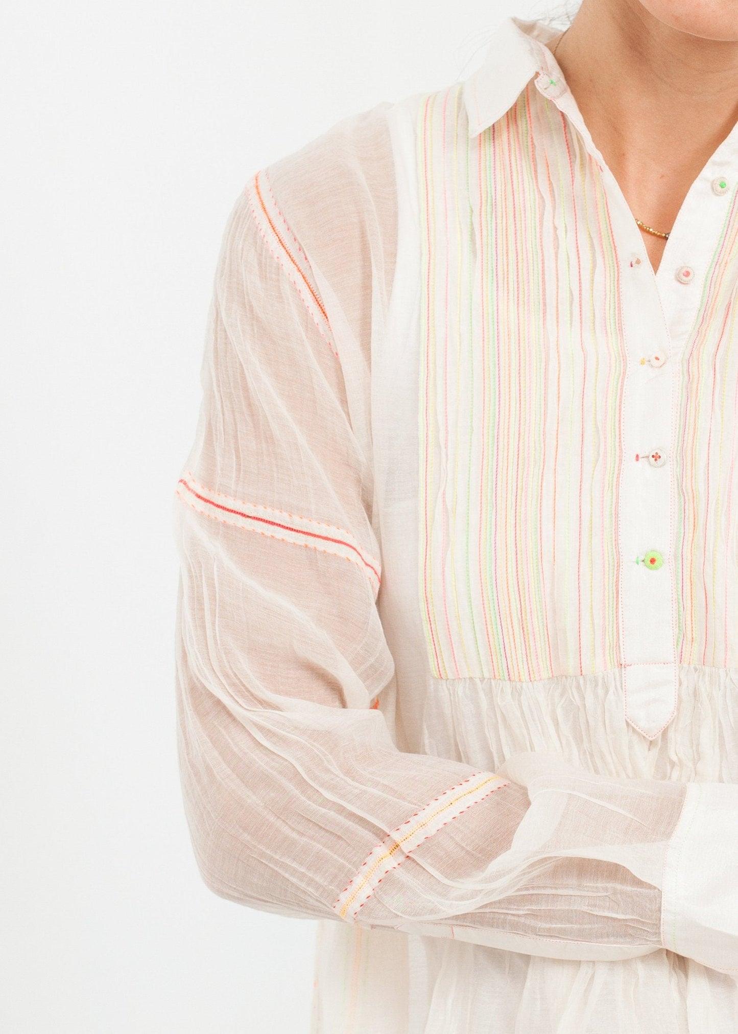 Transparente Regenbogenbluse in Weiß (!)