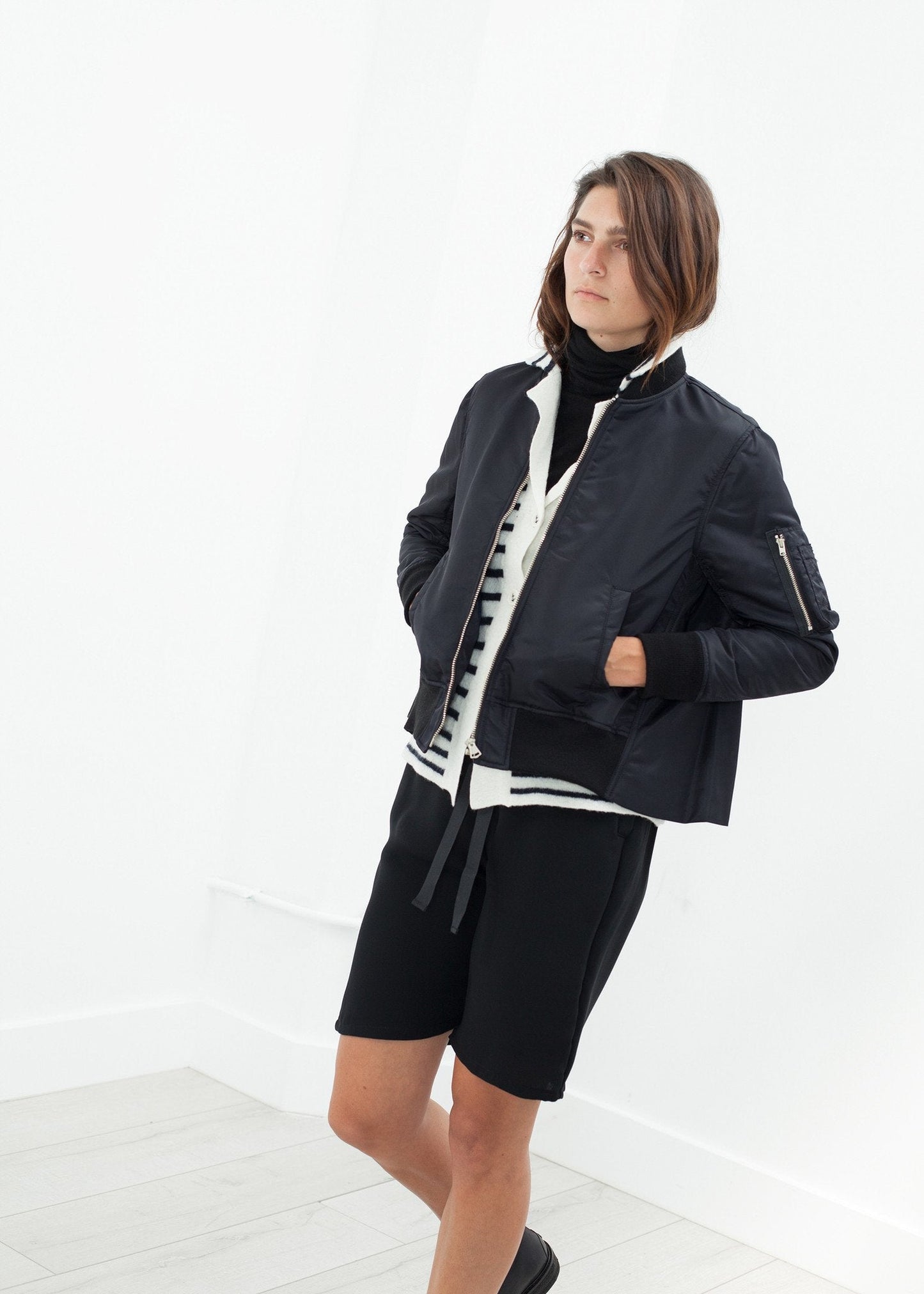 Swing-Bomber in Schwarz