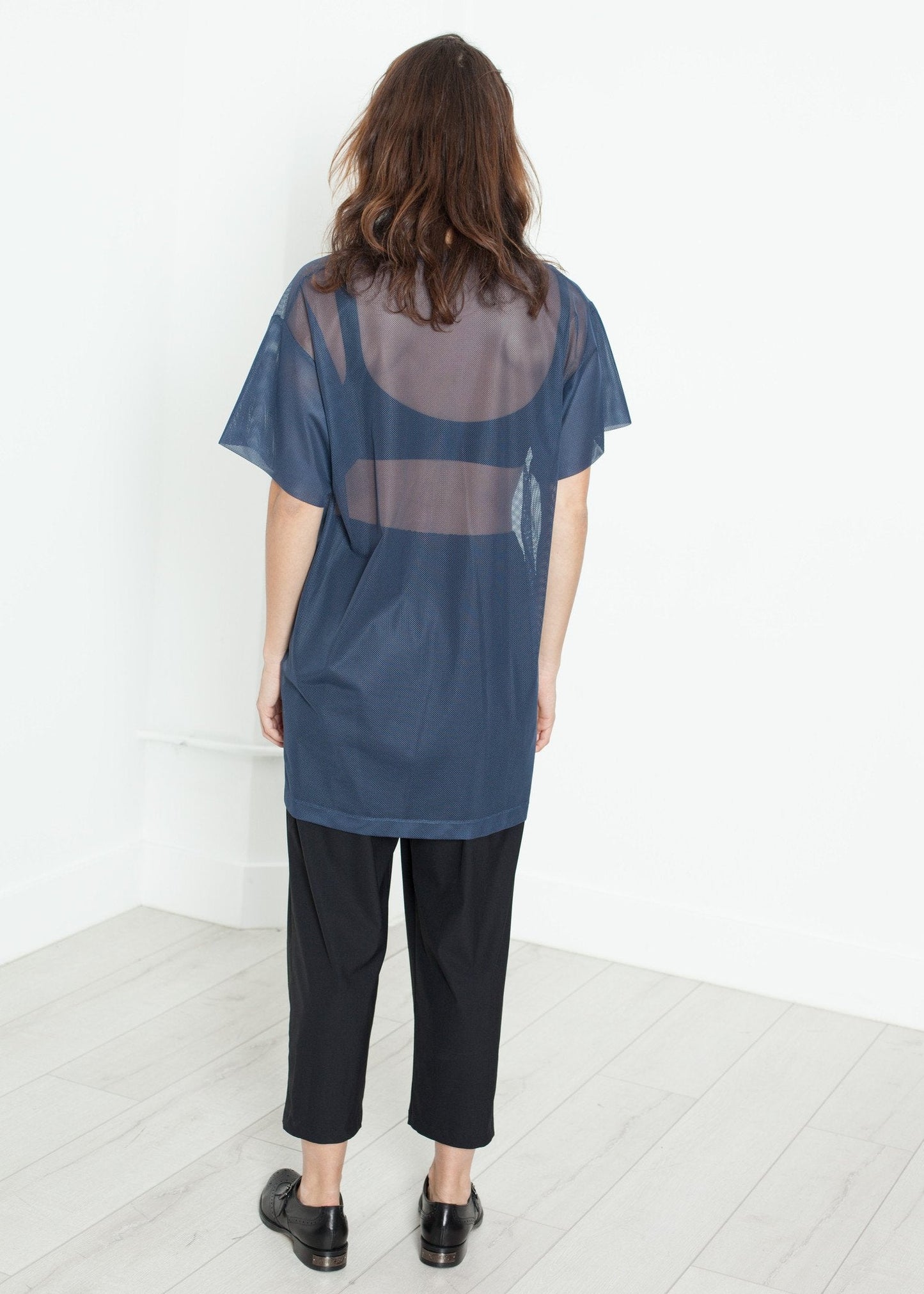 Mesh-Over-T-Shirt in Navy