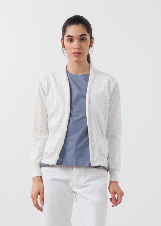 Lindgrüne Strickjacke