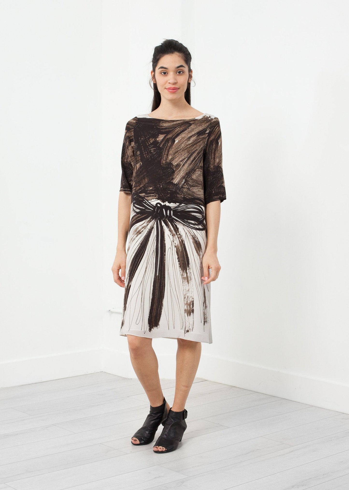 Grafisches Kleid
