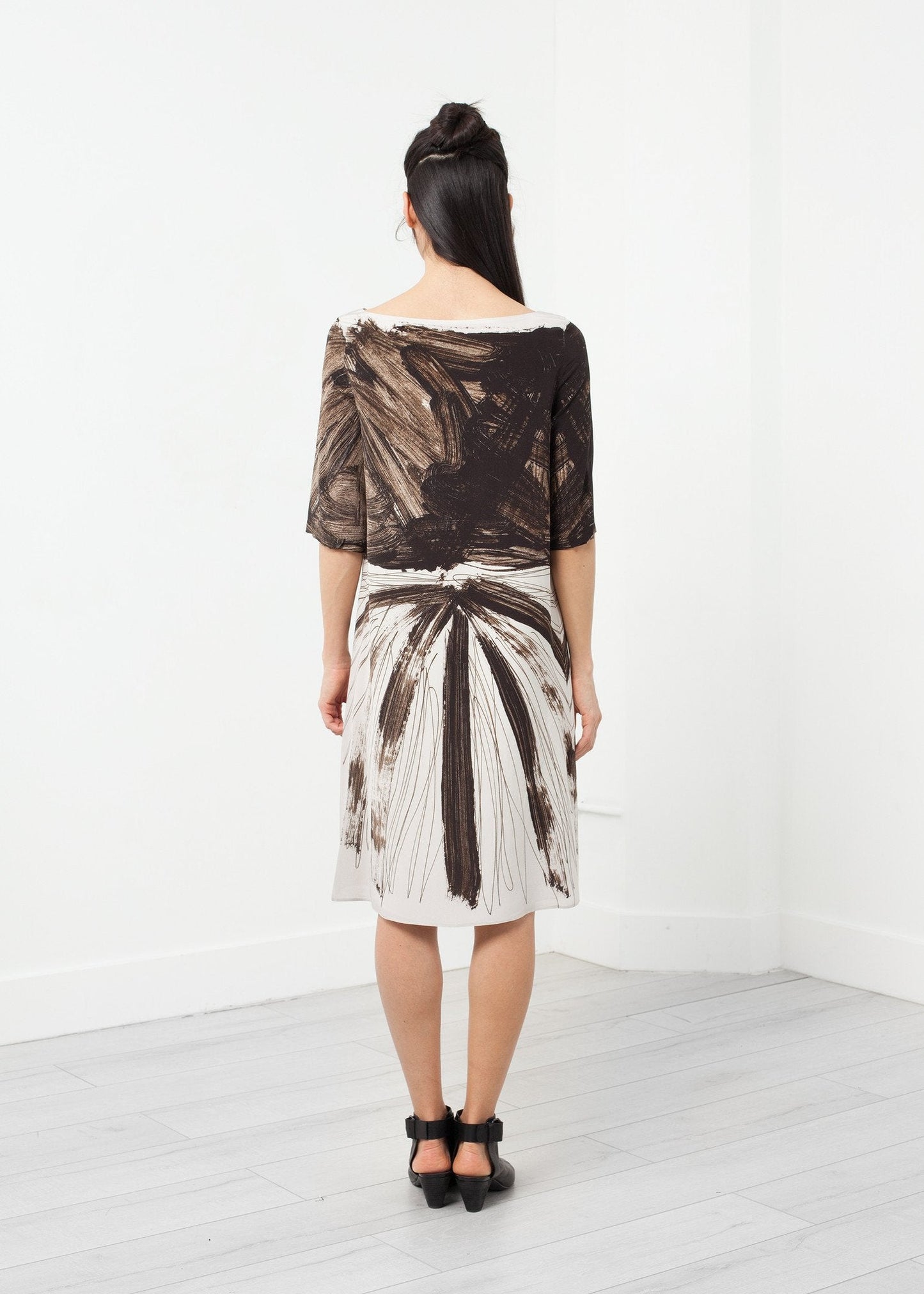 Grafisches Kleid