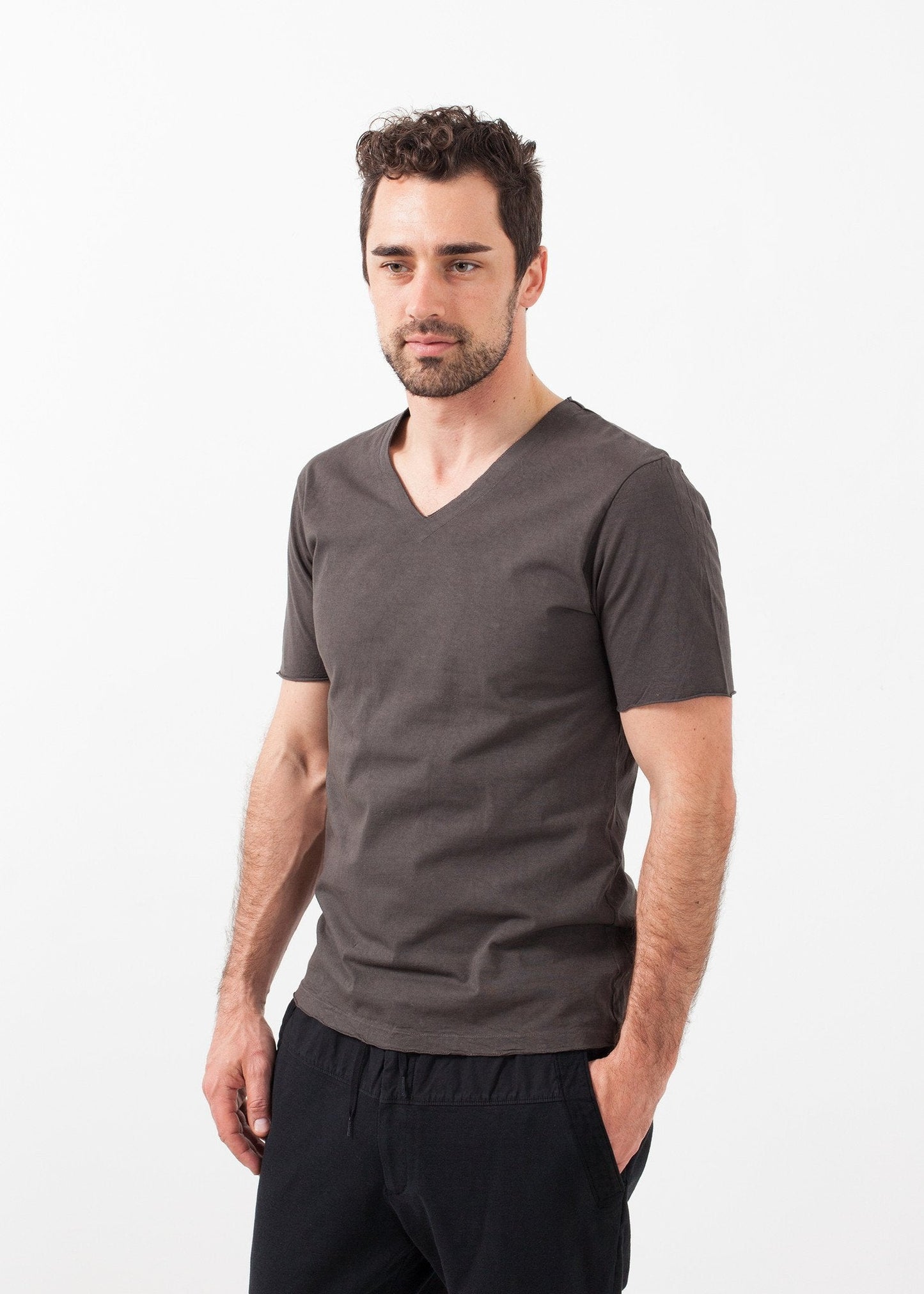T-Shirt mit V-Ausschnitt