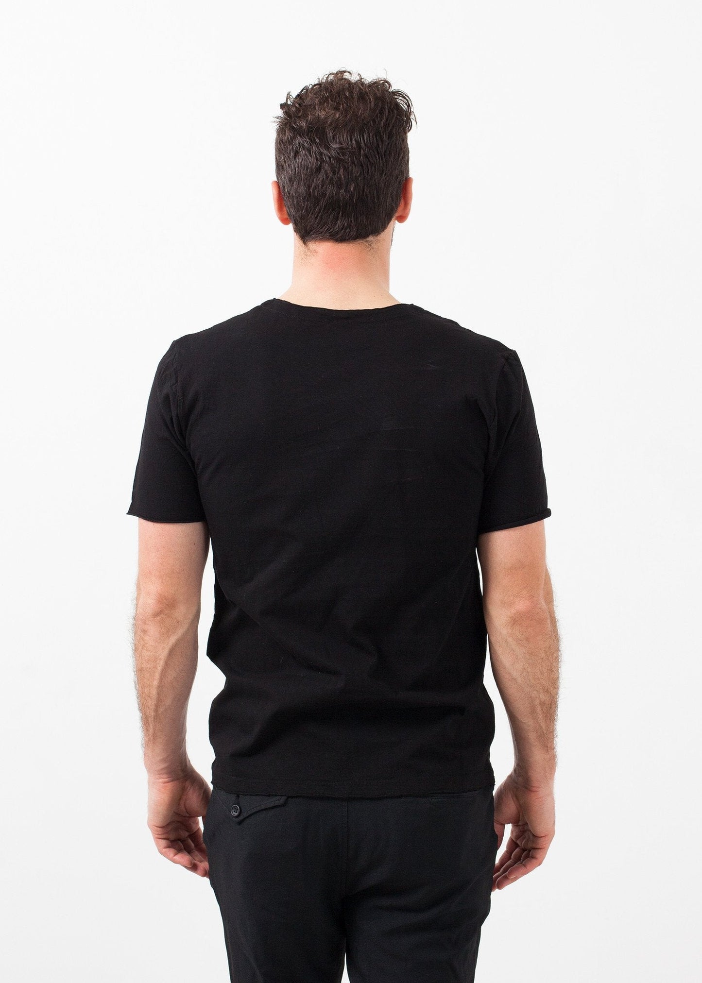 T-Shirt mit V-Ausschnitt