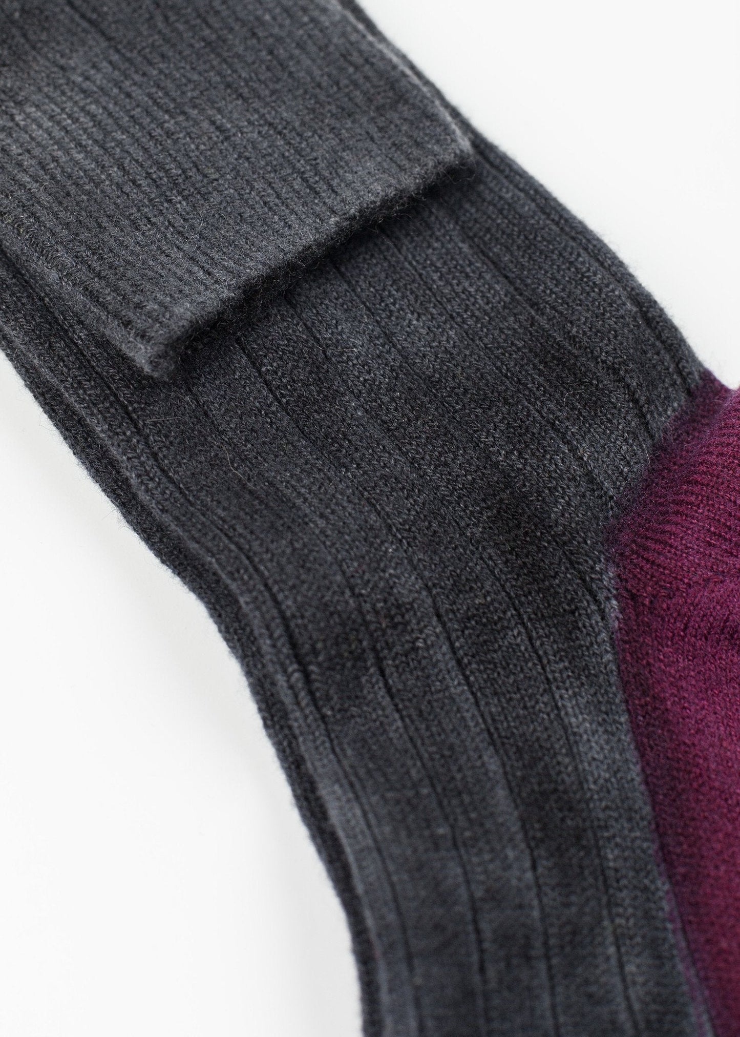 Kaschmir-Stricksocke in Grau